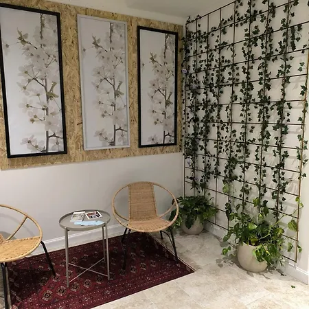 Apartment Magritte *